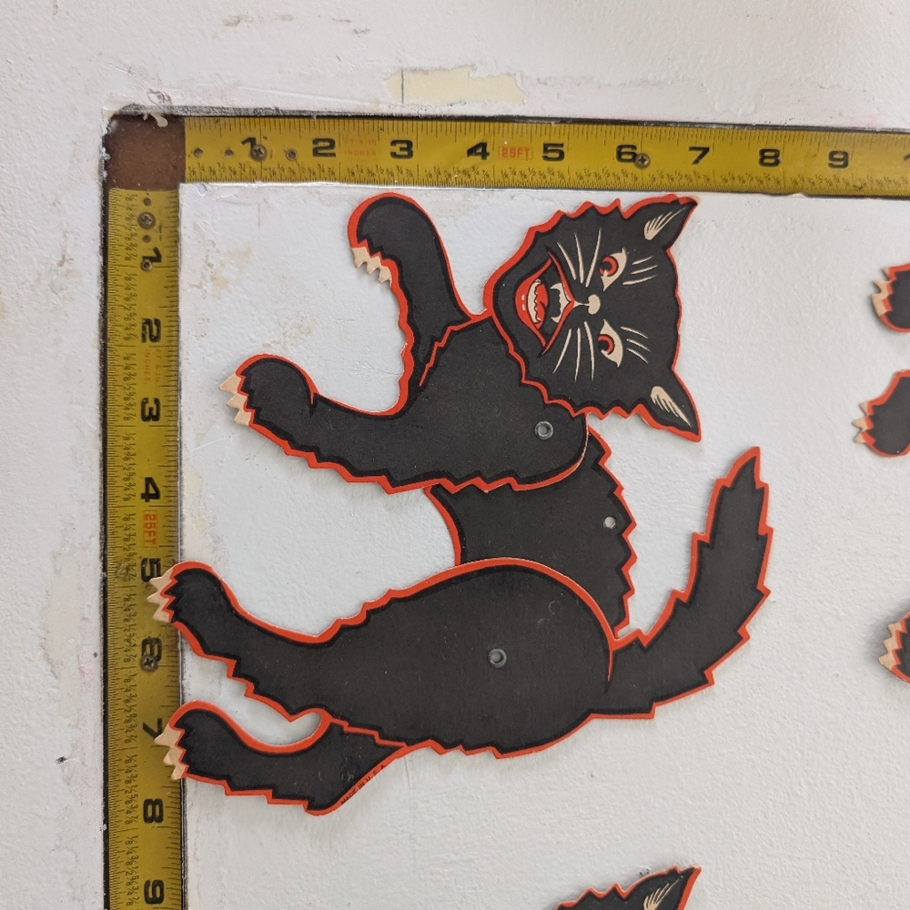 Vintage 1930s–40s Articulated Halloween Black Cat Decorations 5 Beistle Style - Picture 7 of 8